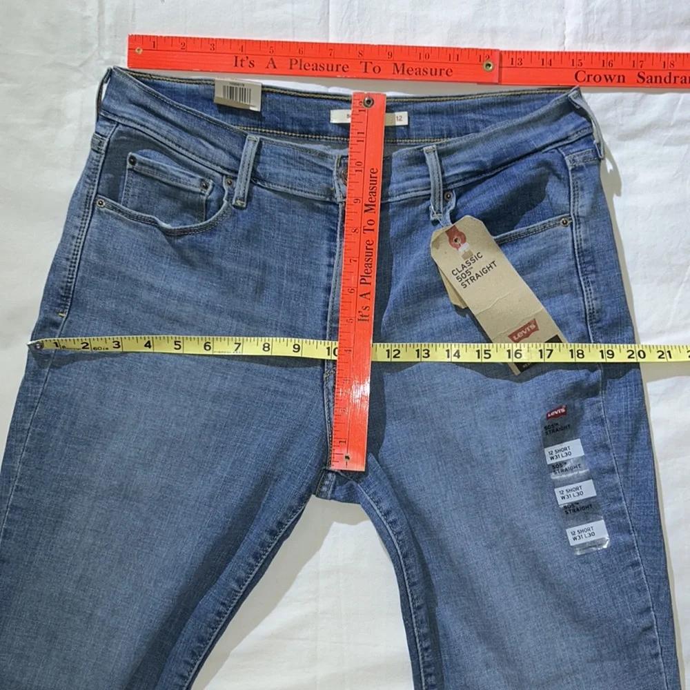 4th- Levi's 505 Straight Street Classic Jeans - Picture 10 of 11